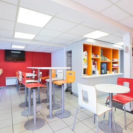 Premiere Classe Hotel