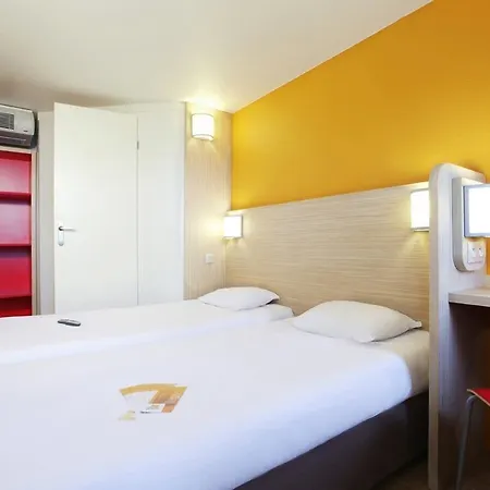 Hotel Premiere Classe *